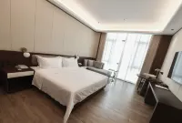 Korla Five-Petal Flower Hotel