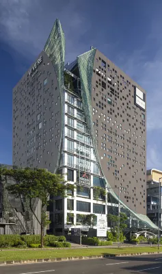 VIVERE Hotel, ARTOTEL Curated Gading Serpong Hotels in 