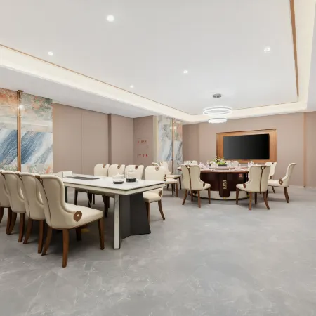 Vienna Hotel (Qiqihar South Road)