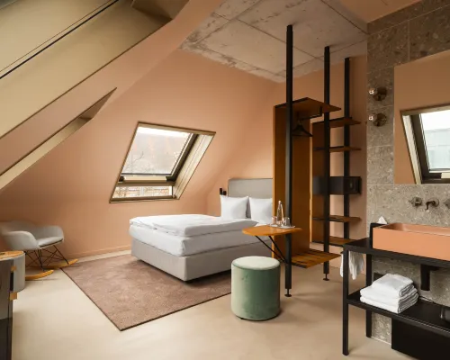 Hotel Miano by Limehome Hotel dekat Stasiun Kereta Muenchen-Pasing