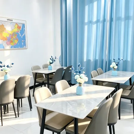 Tomoya · Coastal Guesthouse (Beihai Silver Beach Resort)