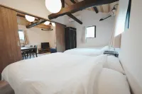 Hiyori Retreat - parking