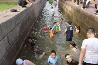 Chengde Summer Resort Huanyu Holiday Hotel - Pools