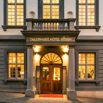 Tailormade Hotel RÜDEN Schaffhausen Haus zum Ritter 주변 호텔
