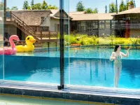 Arcadia Village Hotel - Luxury