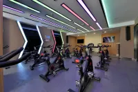 Lvliang Hotel (South Building) - Gym