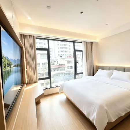 Yichen Hotel (Longnan Tanchang Guan'egou Bridge)