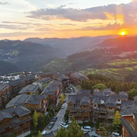 Tianhe Lanyue Homestay (Xijiang Qianhu Miao Village West Gate Tourist Center)