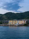 Dali Xinyue Yaji · Seaside Habitat Scenic Vacation Homestay - Infinity Pools