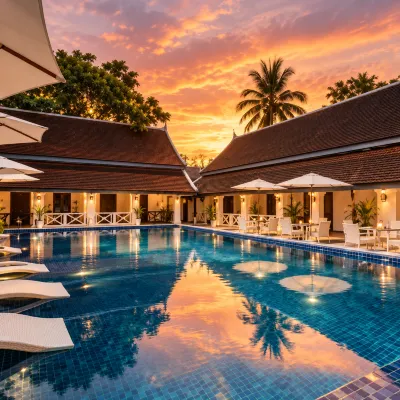 Jing Land Palace Hotel (Phousi Mountain Sunset Viewpoint &Downtown Mekong Riverside Hotel) โรงแรมใกล้ไนต์มาร์เก็ต