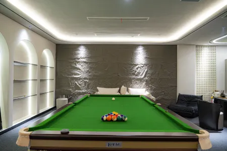 Three Kingdoms E-sports Smart Hotel (Shangqiu Zhecheng Chunshui Road Branch)