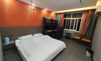 Li Free E-sports Hotel