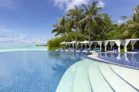 Niyama Private Islands Maldives - Pools