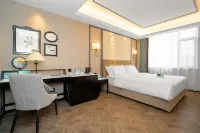 Xana Hotelle (Wuhai People's Square High Speed Railway Station) Hotels near Wuhai City Sports Center - Swimming Pool