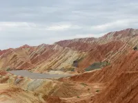 Colorful Danxia Hanjun Time Meisu - pemandangan pegunungan