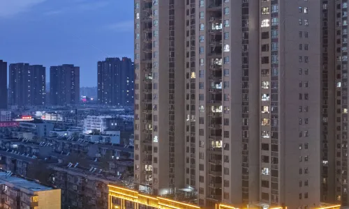 Pingdingshan Liyun Fenglong Hotel