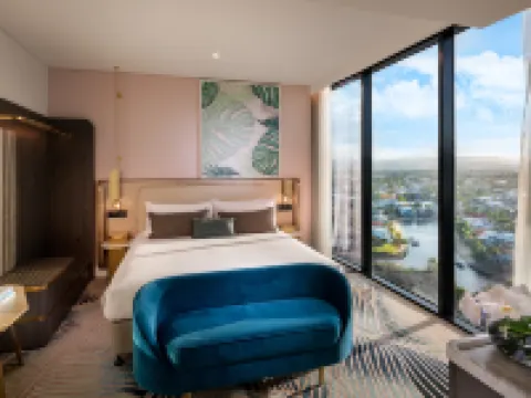 ドーセット ゴールド コースト ブロードビーチのホテル