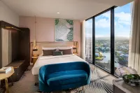Dorsett Gold Coast Hotel di Broadbeach Waters
