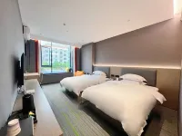 Grammy Light Luxury Hotel