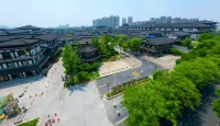 Octagon Featured High-end Hotel Hotel dekat Suqian International Port