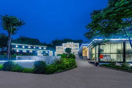 Yixinyuan Hotel (Chengdu Tianfu International Airport Branch)