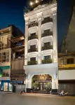 交響樂城堡飯店及水療中心 Chùa Long Vân附近的飯店