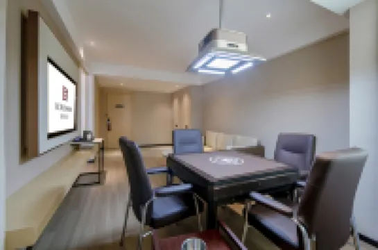 泓呈大飯店（荔浦汽車站店）