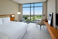 Vida Emirates Hills Hôtels à proximité de : JA Jebel Ali Golf Resort