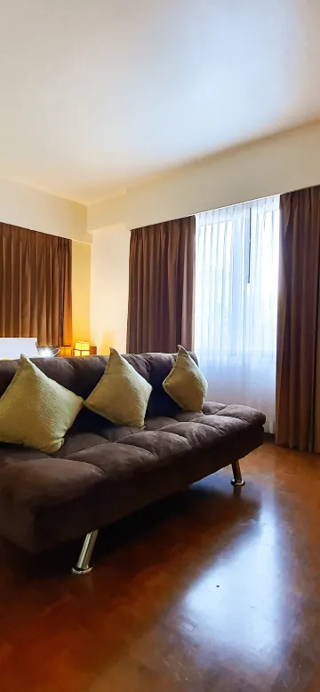 ห้องดีลักซ์ เตียงใหญ่ ปลอดบุหรี่