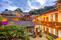 Tianmu Yunju·Retro Xiangyun Ancient City Panoramic View Light Luxury Beauty Suite