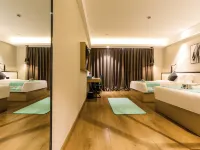 Qingya Hotel (Luohe High Speed Railway West Station) Hotels in Luohe