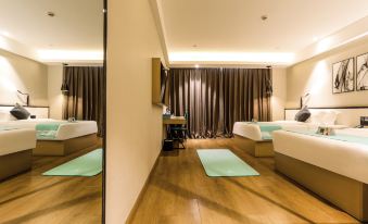 Qingya Hotel (Luohe High Speed Railway West Station)