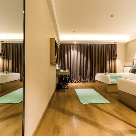 Qingya Hotel (Luohe High Speed Railway West Station)
