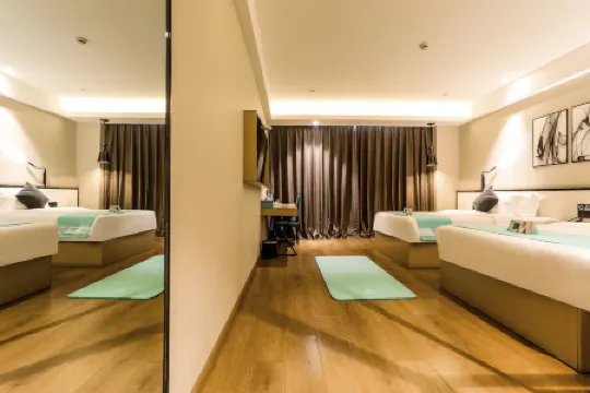 Qingya Hotel (Luohe High Speed Railway West Station)