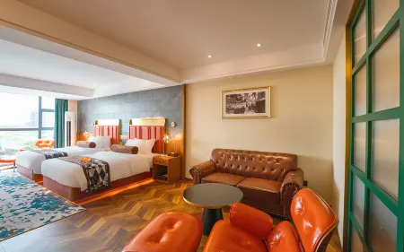 Zhefei Hotel (Qionghai High-Speed Railway Station Branch) Отели в г. Цюнхай