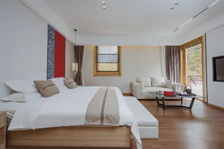 Danba Jiarong College Homestay Отели в г. Даньба