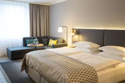 Holiday Inn DUSSELDORF - NEUSS by IHG Отели рядом с достопримечательностью «Фольмерсверт»