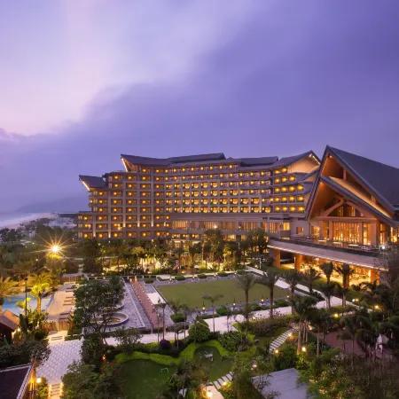 DoubleTree by Hilton Shanwei