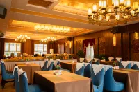 Zhuoni Convention Center - Breakfast