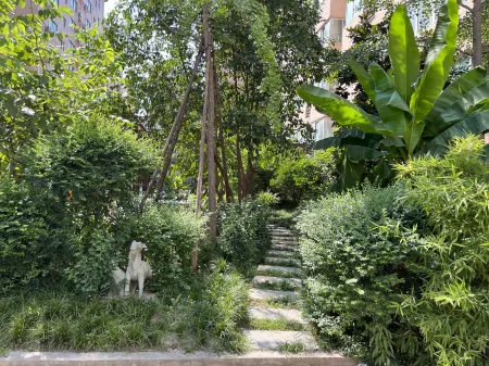 Tietong Boutique Hotel (Xi'an Xiaozhai University of Electronic Science and Technology Branch) Отели рядом с достопримечательностью «Tiandiyuan Yuexi Square»