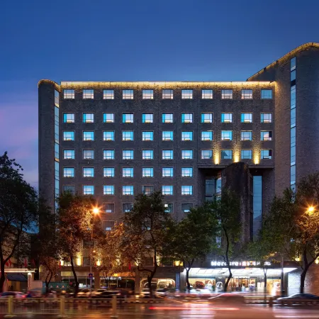 Mercure Hotel (Xi'an Bell Tower, Huimin Street) Отели рядом с достопримечательностью «Станция метро Beidajie»