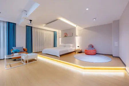 Yuexi Hotel Отели рядом с достопримечательностью «Qujing Normal University»