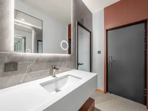 Mengjing Nizhu River Resort Hotel