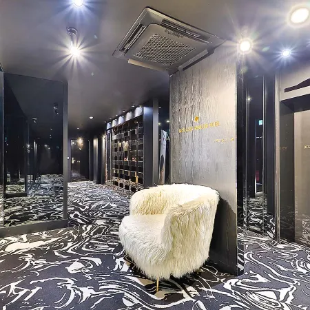 Busan Best Louis Hamilton Hotel Gijang Отели рядом с достопримечательностью «Храм Пэкдуса»