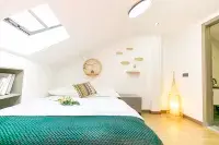 Zhoushan Zhujiajian Rocky Blue Wave Hotel