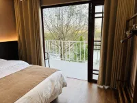 Hidden River view · Courtyard family vacation Courtyard residential quarters (Ningguo Shop) - balcony