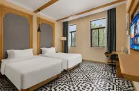 Hawthorn by Wyndham Kunming Anning Hôtels à : Anning
