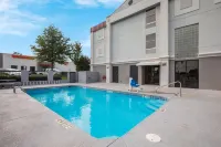 Red Roof Inn & Suites Newnan Hotels in Newnan