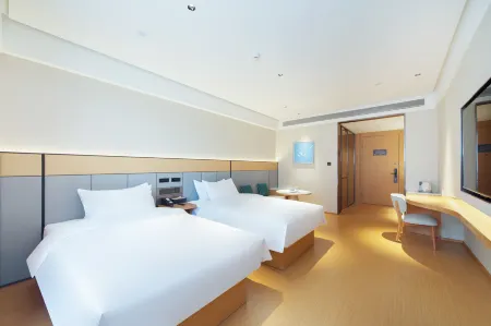 Star Season Hotel (Xi'an Xianyang International Airport Art Center Subway Station) Отели рядом с достопримечательностью «Zhangyu Ruina Chateau»