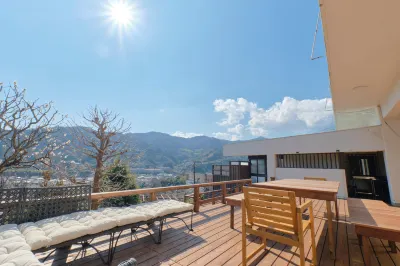 Midorien Ryokan with Openair Bath